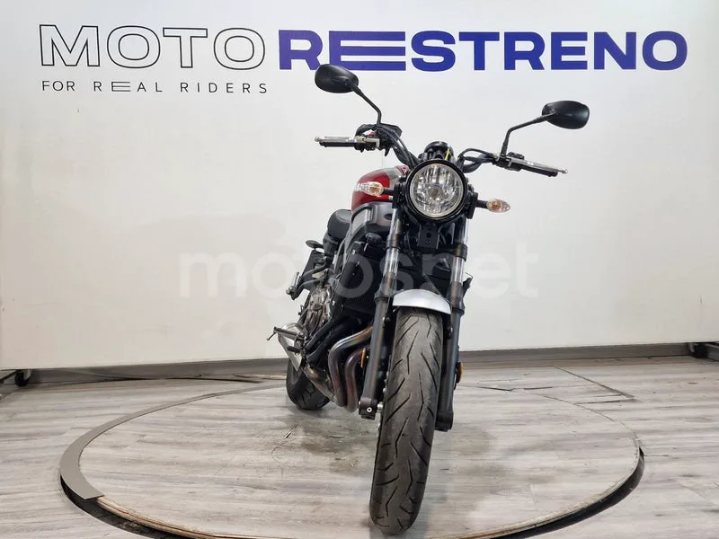 Yamaha XSR700 - Vista 4