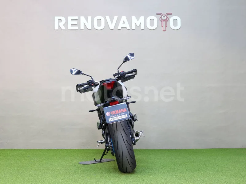 Yamaha MT-07 - Vista 3