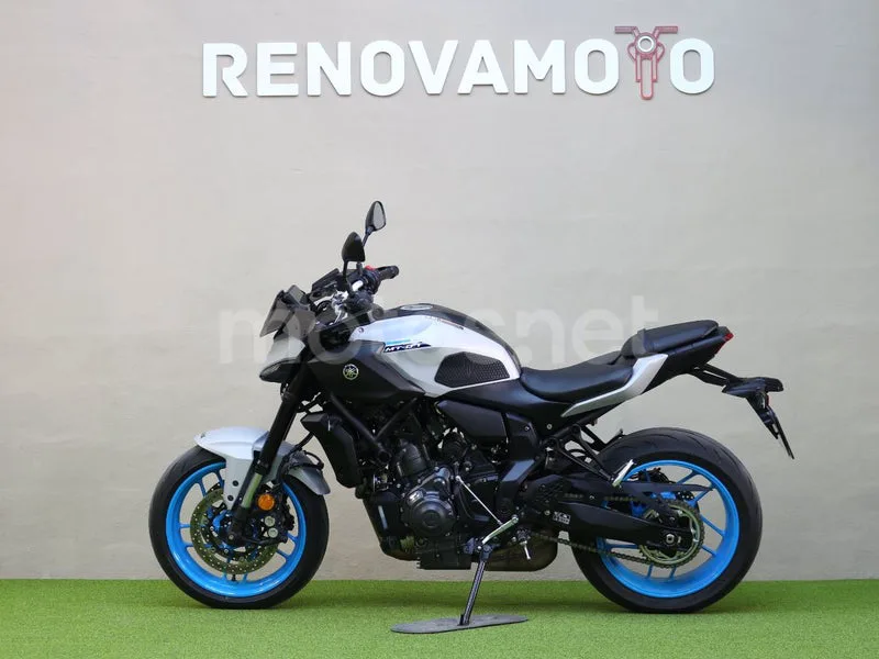 Yamaha MT-07 - Vista 4