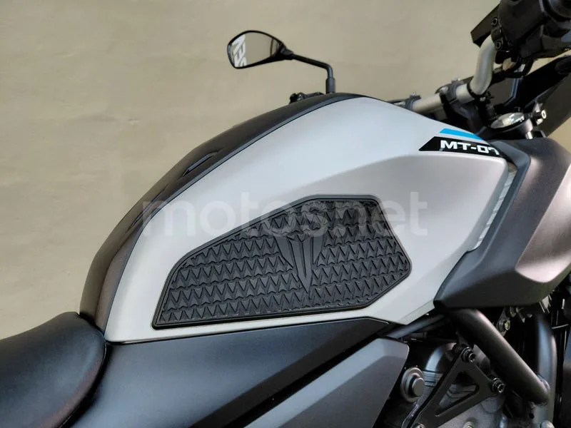 Yamaha MT-07 - Vista 9