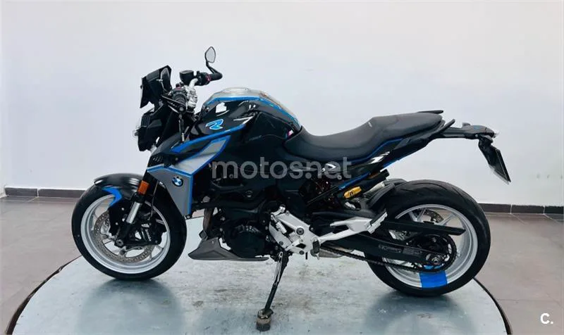 BMW F 900 R 6999 € 2021 Valencia - 1