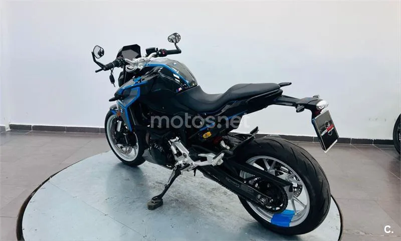 BMW F 900 R - Vista 4