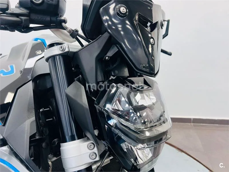 BMW F 900 R - Vista 8
