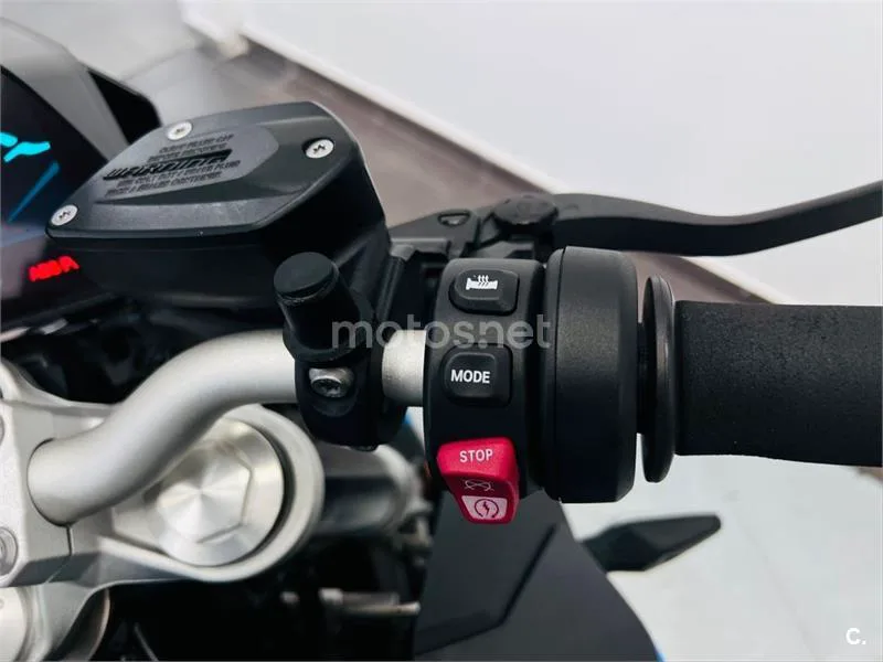BMW F 900 R - Vista 10