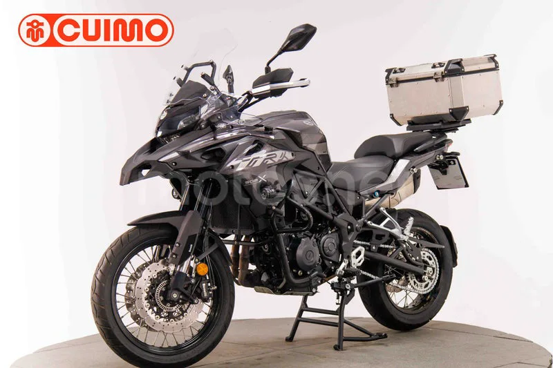 Benelli TRK 502 - Vista 9