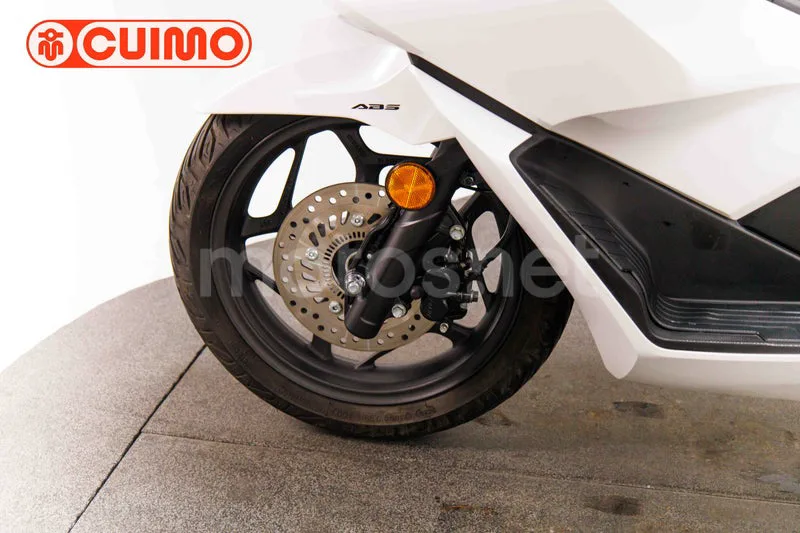 Honda PCX125 - Vista 19