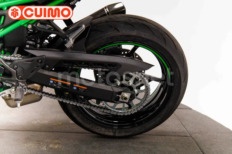 Kawasaki Z900 - Vista 18