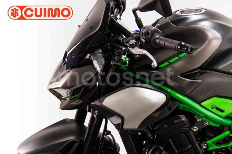 Kawasaki Z900 - Vista 20