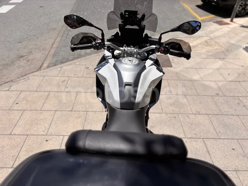 BMW F 900 XR - Vista 11