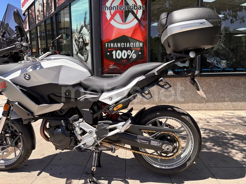 BMW F 900 XR - Vista 3