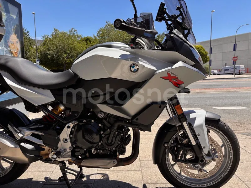 BMW F 900 XR - Vista 7