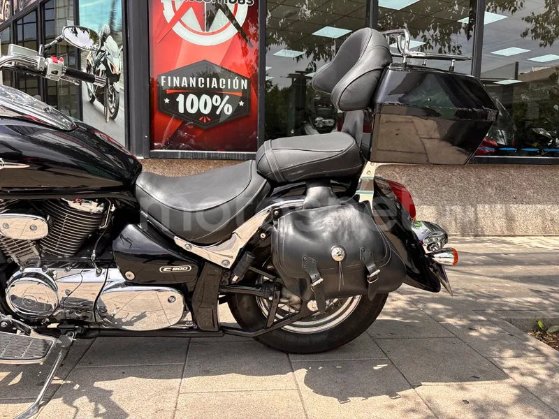 Suzuki Intruder C800 - Vista 3