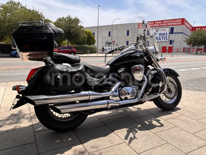 Suzuki Intruder C800 - Vista 9