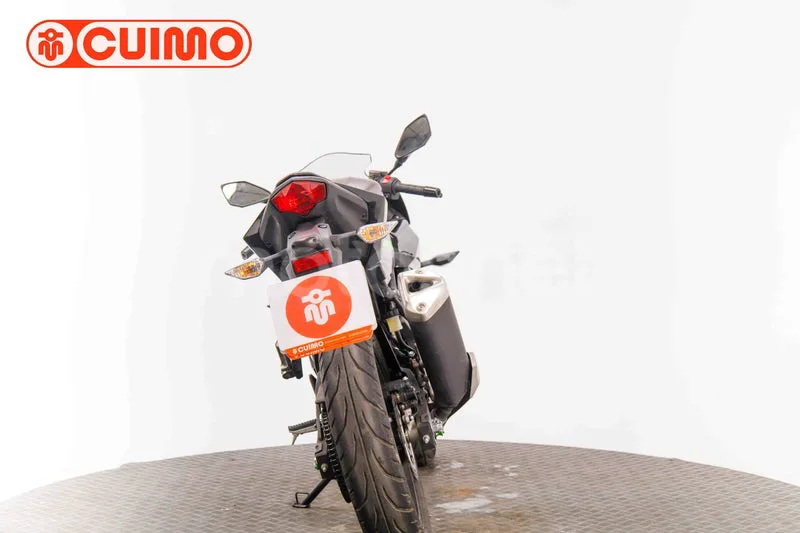 Kawasaki Ninja 125 - Vista 5