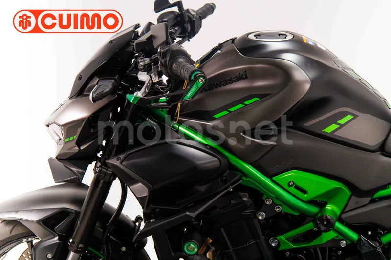 Kawasaki Z900 - Vista 20