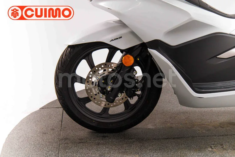 Honda PCX125 - Vista 19