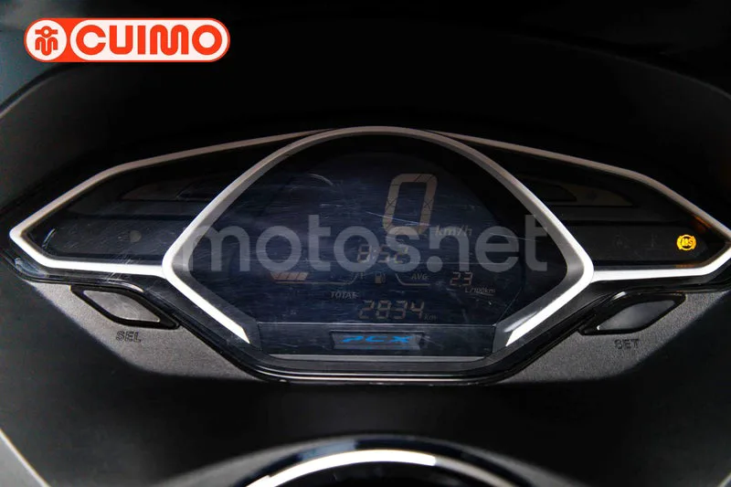 Honda PCX125 - Vista 21
