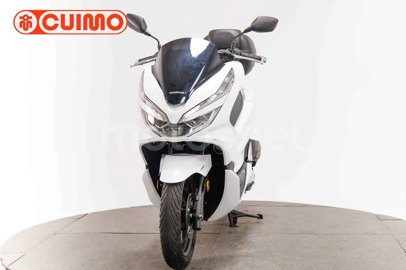 Honda PCX125 - Vista 10