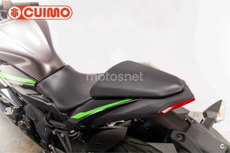 Kawasaki Ninja 125 - Vista 20