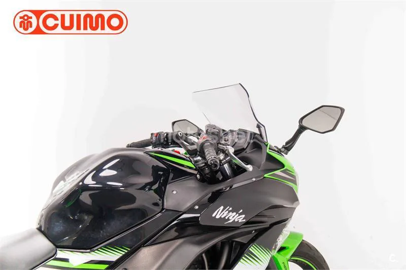 Kawasaki Ninja 650 - Vista 17