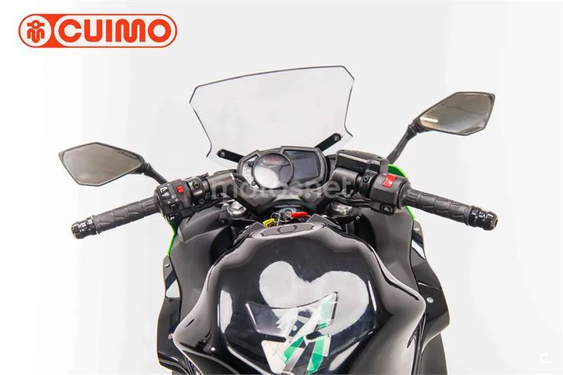 Kawasaki Ninja 650 - Vista 19