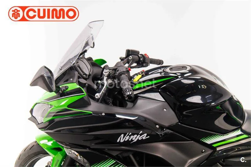 Kawasaki Ninja 650 - Vista 21