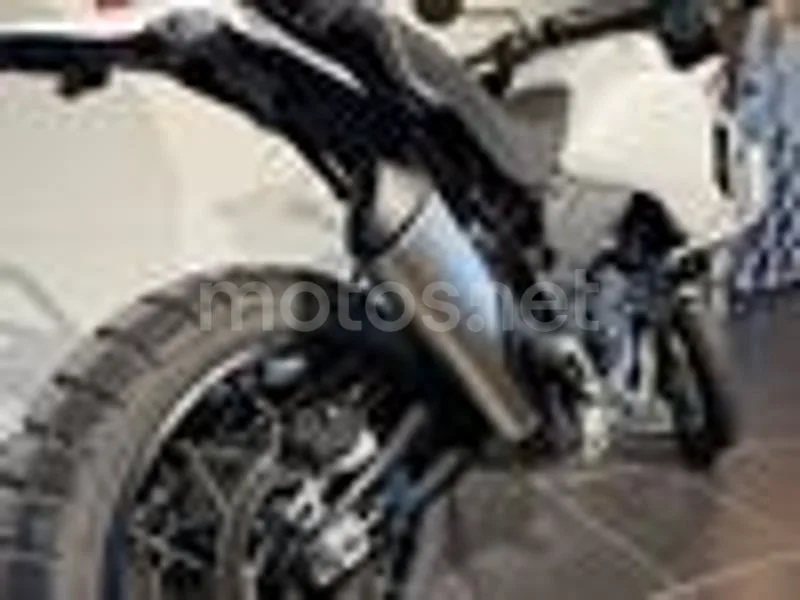 Ducati DesertX - Vista 10