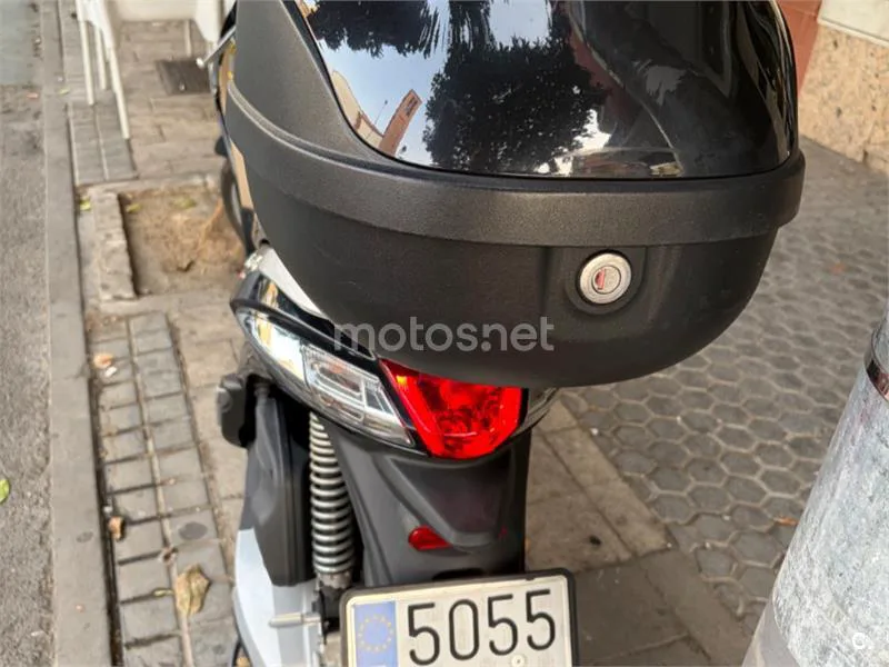 Piaggio Liberty 125 - Vista 4