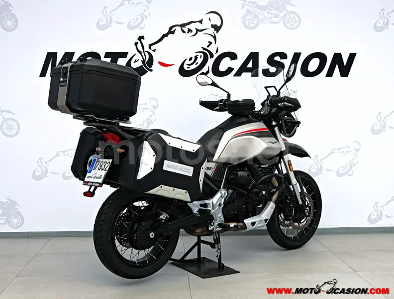 Moto Guzzi V85 TT - Vista 3