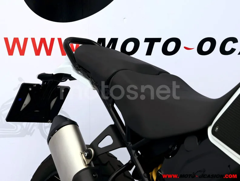 Ducati DesertX - Vista 11
