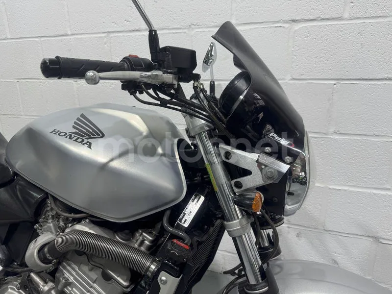 Honda CB600F Hornet - Vista 13