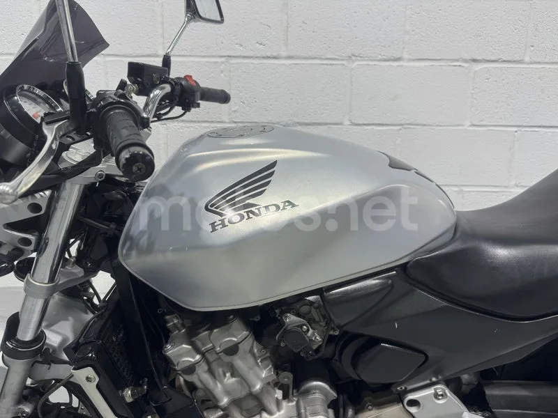 Honda CB600F Hornet - Vista 22