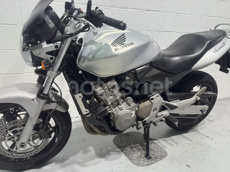 Honda CB600F Hornet - Vista 24