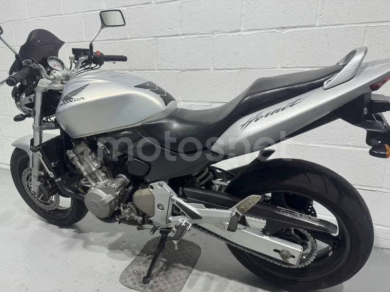 Honda CB600F Hornet - Vista 25