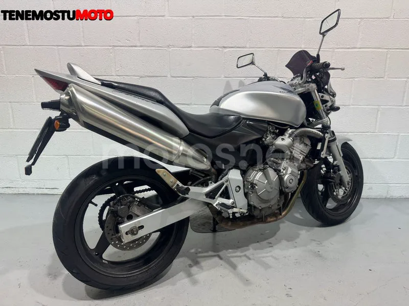 Honda CB600F Hornet - Vista 5