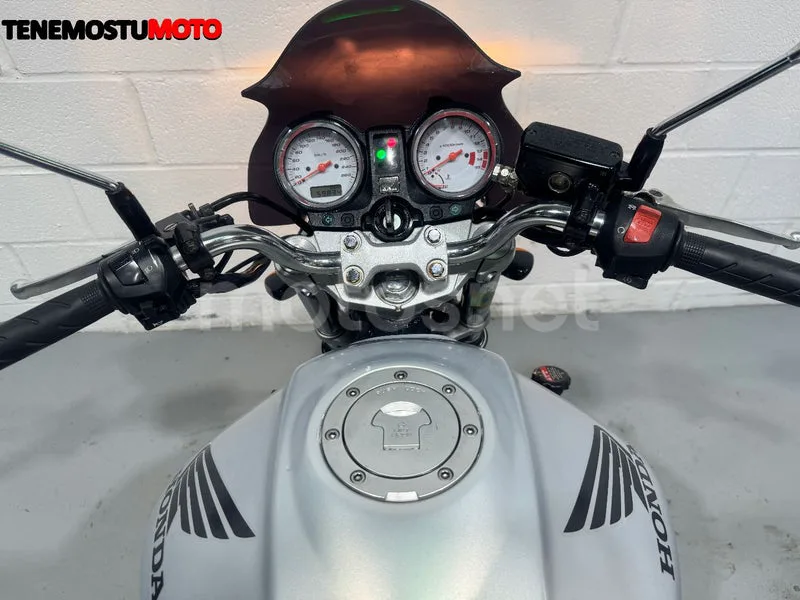 Honda CB600F Hornet - Vista 10