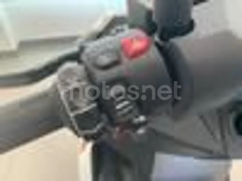 BMW C 400 X - Vista 7