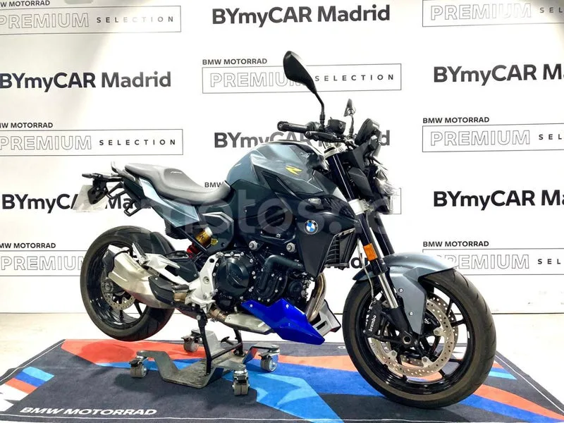 BMW F 900 R - Vista 4