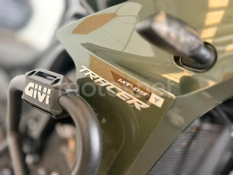 Yamaha MT-09 Tracer - Vista 12