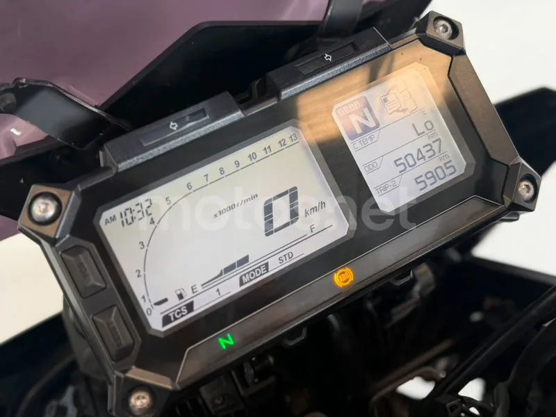 Yamaha MT-09 Tracer - Vista 6