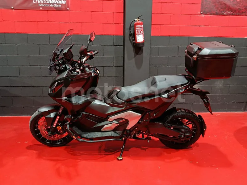Honda X-ADV - Vista 3