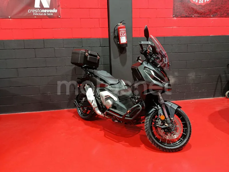Honda X-ADV - Vista 6