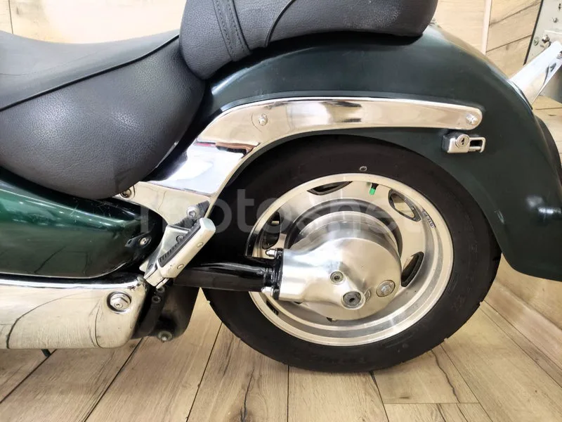 Suzuki Intruder LC 1500 - Vista 12