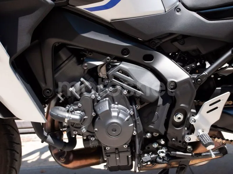 Yamaha Tracer 9 - Vista 20