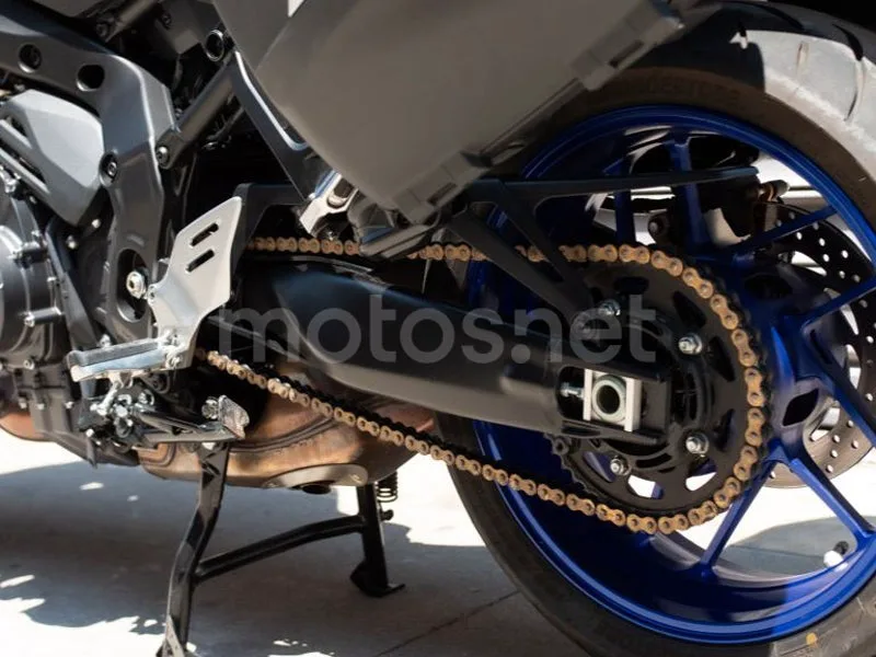 Yamaha Tracer 9 - Vista 21