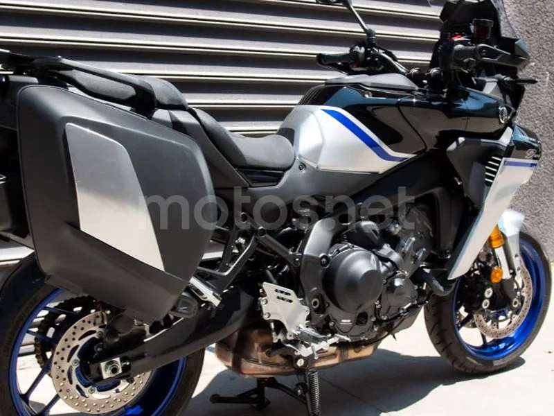 Yamaha Tracer 9 - Vista 7