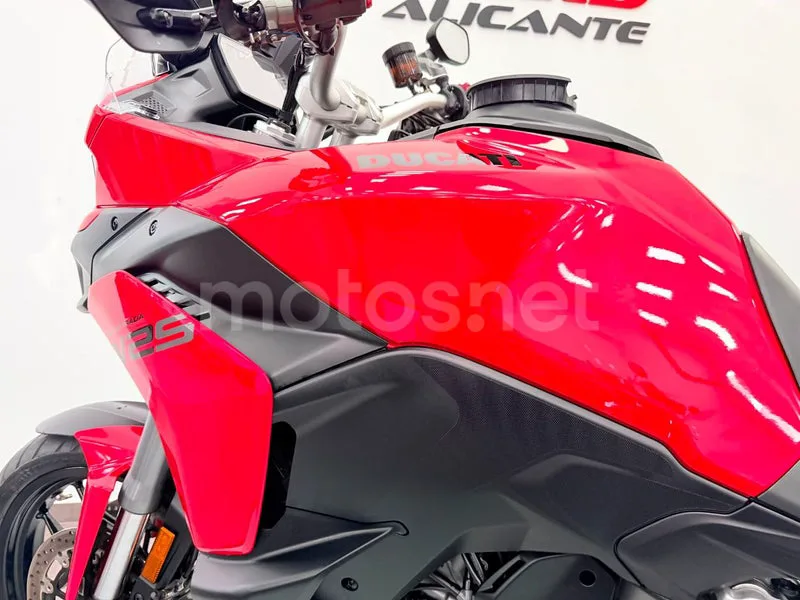 Ducati Multistrada V2 - Vista 14