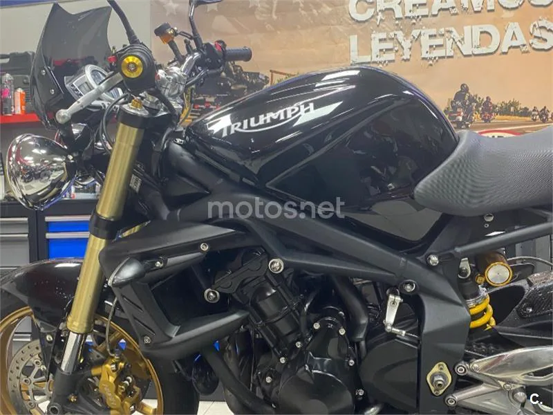 Triumph Street Triple R - Vista 5