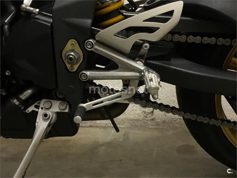 Triumph Street Triple R - Vista 8