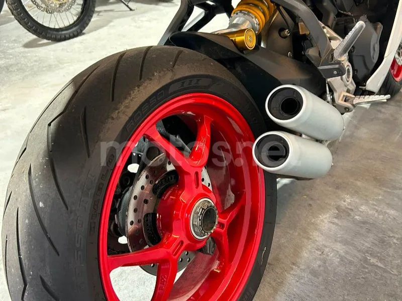 Ducati SuperSport - Vista 11